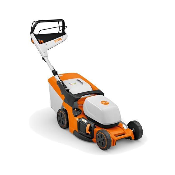 STIHL RMA 448.3 V – AKU sekačka s pojezdem 1,2 kW, záběr 46 cm, koš 52 l